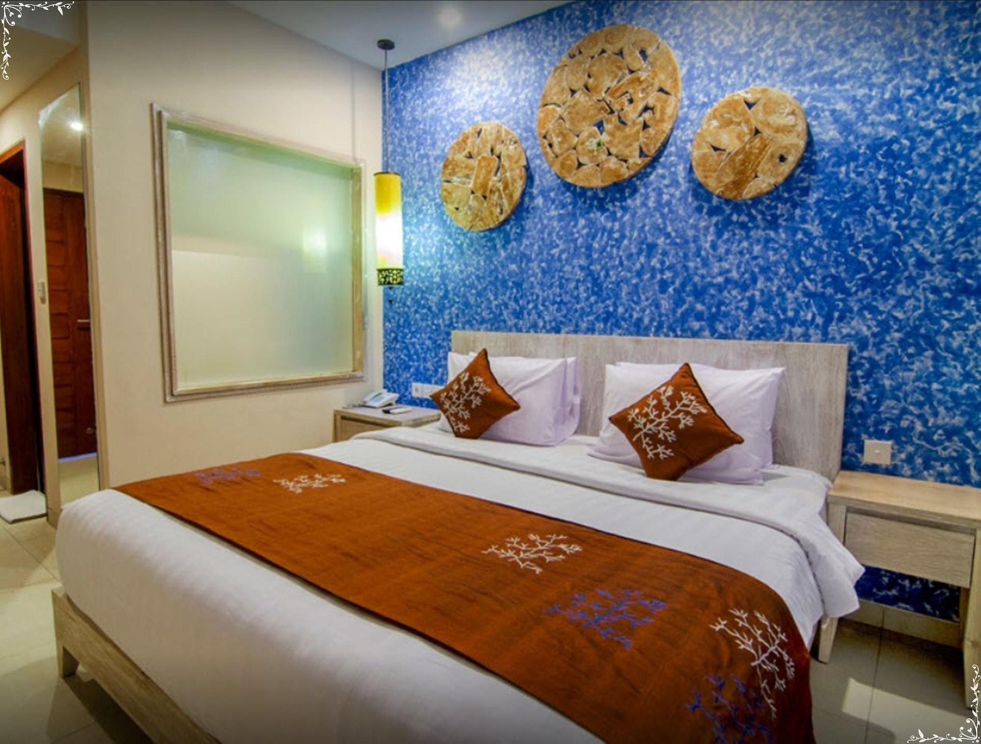 Natya Hotel Гили Траванган Экстерьер фото