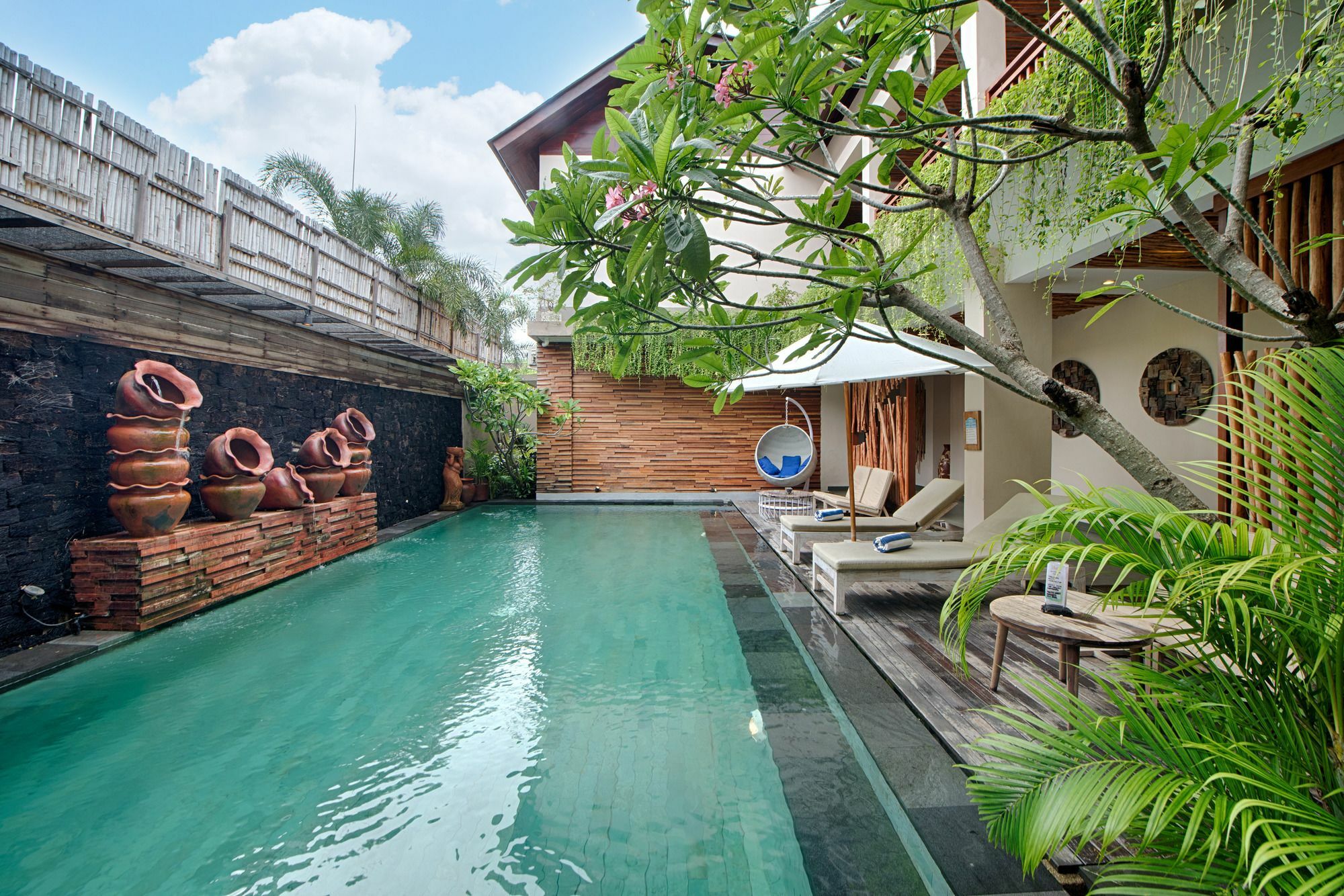 Natya Hotel Гили Траванган Экстерьер фото